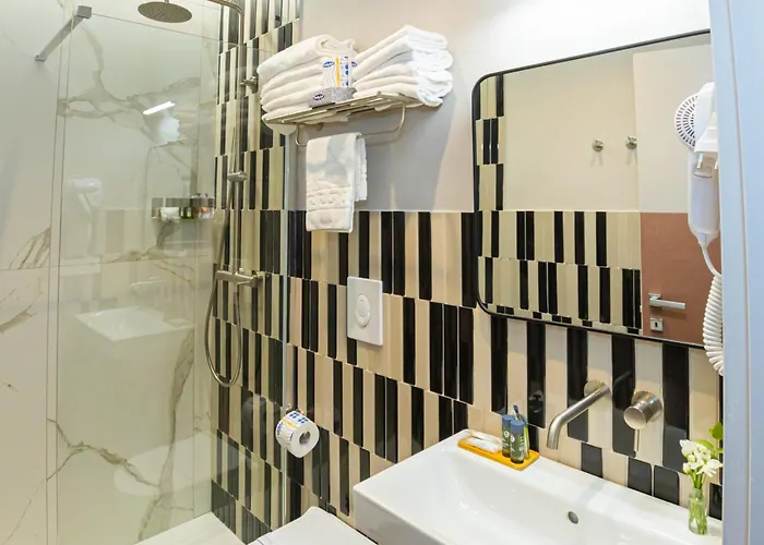 Maison Catalana 4* Rom